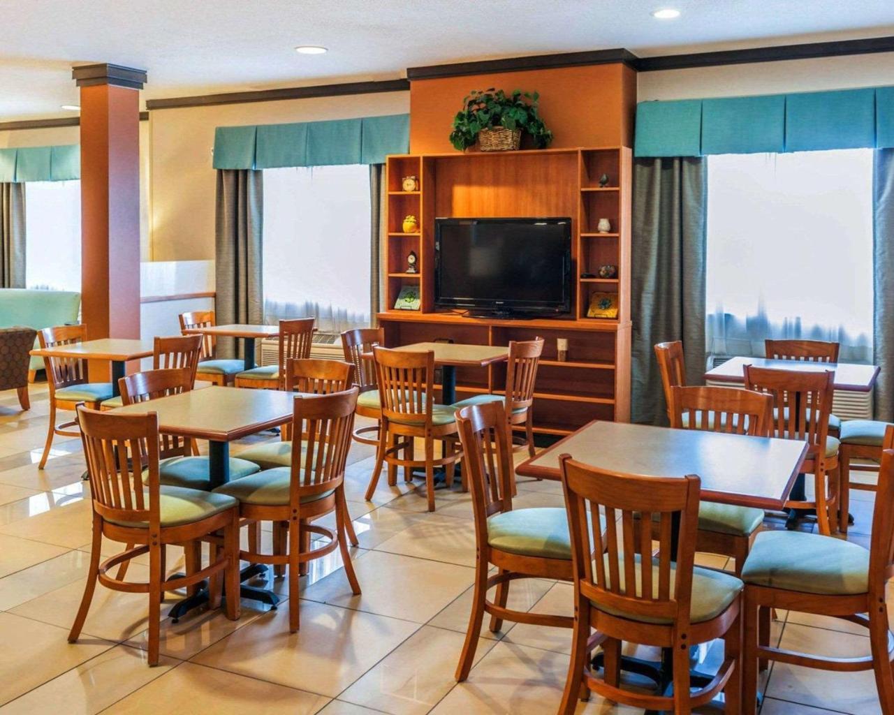 Comfort Inn Avon-Indianapolis West Экстерьер фото